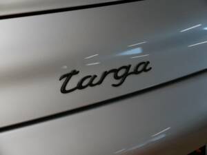 Image 5/16 of Porsche 911 Carrera (2004)
