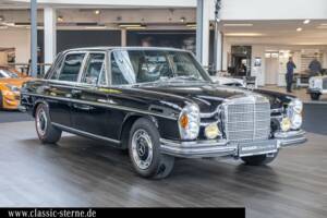 Image 7/15 de Mercedes-Benz 300 SEL 6.3 (1972)