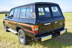 Image 16/17 of Toyota Land Cruiser FJ 62 (1987)