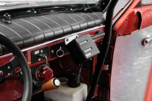 Image 9/41 of Volvo P 122 S (1966)