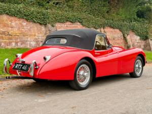 Image 3/22 de Jaguar XK 120 OTS (1954)
