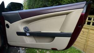 Bild 39/50 von Aston Martin DB 9 (2005)