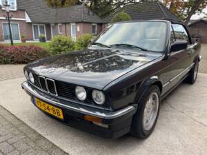 Afbeelding 1/26 van BMW 320i (1990)