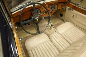 Image 10/50 of Jaguar XK 140 DHC (1955)