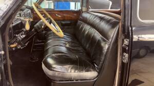 Image 7/24 of Cadillac Fleetwood 60 Special (1947)