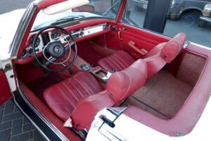 Bild 25/37 von Mercedes-Benz 280 SL (1970)