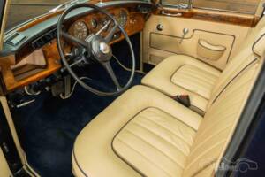 Image 15/19 of Rolls-Royce Silver Cloud III (1965)