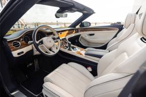 Imagen 9/22 de Bentley Continental GTC V8 (2020)