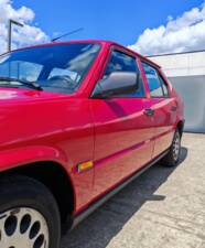 Bild 9/31 von Alfa Romeo 33 - 1.3 S (1989)