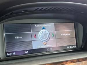 Afbeelding 38/38 van BMW 530i (2003)
