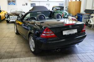 Image 10/33 de Mercedes-Benz SLK 320 (2000)