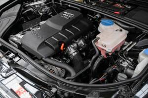 Imagen 21/33 de Audi A4 2.0 TFSI DTM (2005)