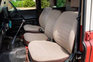 Image 34/50 de Land Rover Defender 110 (1983)