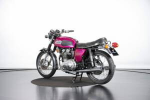 Image 2/50 de Triumph T 150 V Trident (1974)