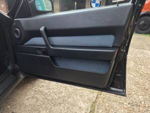 Bild 46/55 von Alfa Romeo 164 2.0 (1989)