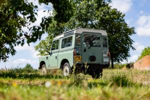 Image 11/50 of Land Rover 88 (1978)