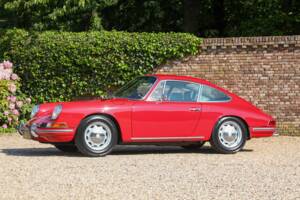 Immagine 29/50 di Porsche 912 (1966)