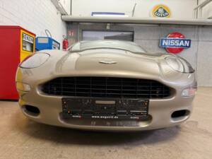 Immagine 3/17 di Aston Martin DB 7 Volante (1998)