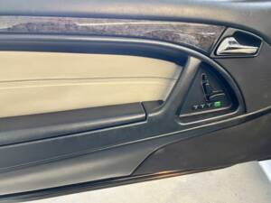 Imagen 55/82 de Mercedes-Benz SL 500 &quot;Silver Arrow&quot; (2001)