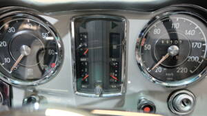 Image 25/35 of Mercedes-Benz 230 SL (1964)