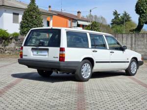 Bild 31/35 von Volvo 940 2.0i Turbo (1996)