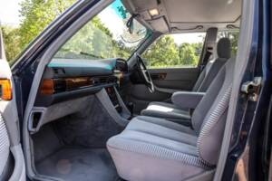 Immagine 34/44 di Mercedes-Benz 500 SE (1985)