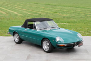 Bild 1/50 von Alfa Romeo 2000 Spider Veloce (1979)