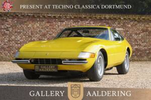 Bild 1/50 von Ferrari 365 GTB/4 Daytona (1971)