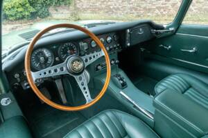 Afbeelding 21/50 van Jaguar E-Type 4.2 (1967)