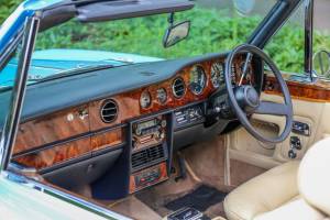Image 11/50 of Rolls-Royce Corniche I (1977)