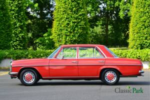 Bild 2/50 von Mercedes-Benz 230/6 (1973)