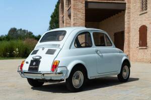 Image 7/47 of FIAT 500 L (1971)