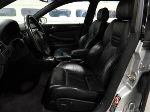 Image 5/15 of Audi S6 Avant (2000)