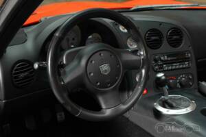 Bild 5/6 von Dodge Viper SRT10 (2004)