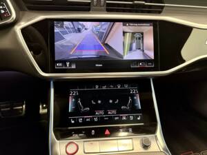 Image 21/28 de Audi RS6 Avant (2019)
