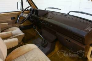 Image 16/19 de Volkswagen T3 Caravelle CL 1.6 (1984)