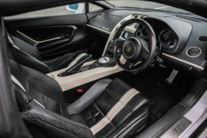 Afbeelding 2/29 van Lamborghini Gallardo LP 550-2 Balboni (2010)