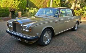 Image 2/50 of Rolls-Royce Silver Shadow II (1977)