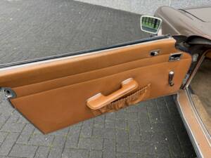 Image 24/36 de Mercedes-Benz 250 SL (1968)