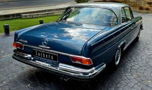 Image 6/34 of Mercedes-Benz 280 SE (1970)