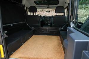 Obraz 18/50 pojazdu Land Rover Defender 90 (2013)