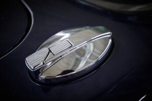 Image 21/97 of Daimler Double Six (1994)