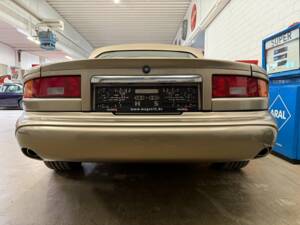 Immagine 15/17 di Aston Martin DB 7 Volante (1998)