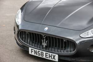 Image 9/43 of Maserati GranTurismo 4.2 (2008)