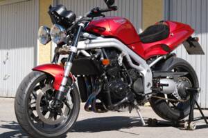 Immagine 2/12 di Triumph Speed Triple (1998)