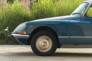 Bild 23/50 von Citroën DS 23 Break (1973)