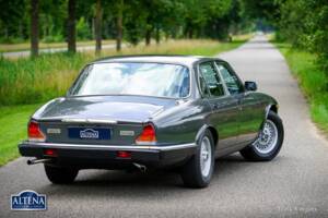 Bild 48/57 von Jaguar XJ 12 (1986)