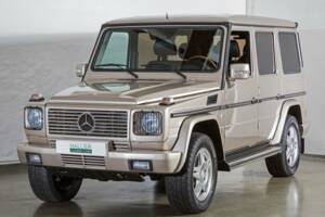 Image 1/20 of Mercedes-Benz G 500 (LWB) (2004)