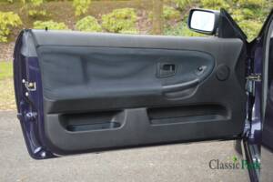 Bild 17/50 von BMW 320i (1994)