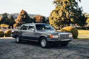 Afbeelding 4/16 van Mercedes-Benz 450 SEL 6,9 (1976)